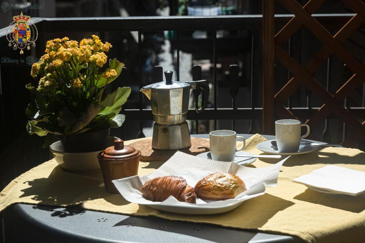 ナポリ Alvarez De Toledo Bed & Breakfast エクステリア 写真