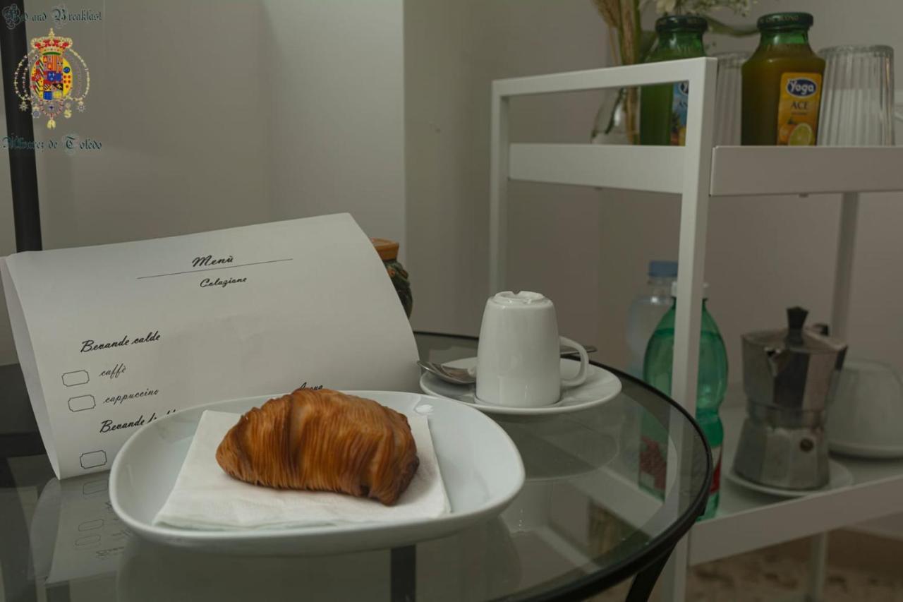 ナポリ Alvarez De Toledo Bed & Breakfast エクステリア 写真
